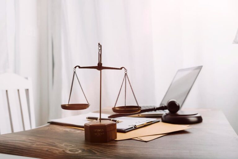Read more about the article 30.277 — CNFed., sala I civil y com., junio 30-977. — Tor-Isteg Steel Corporation c. Acindar, Industria Argentina de Aceros S. A