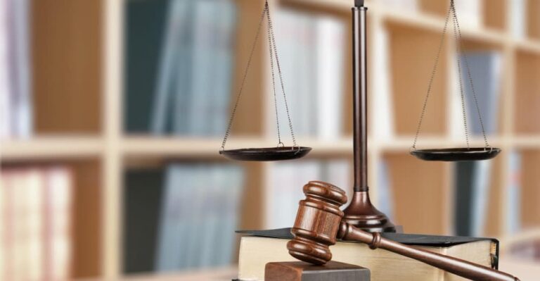 Read more about the article 30.286 — CNCiv., sala A, octubre 20-977. — Tornay, Jorge A/ c. Mainardi, María A. 2da Parte